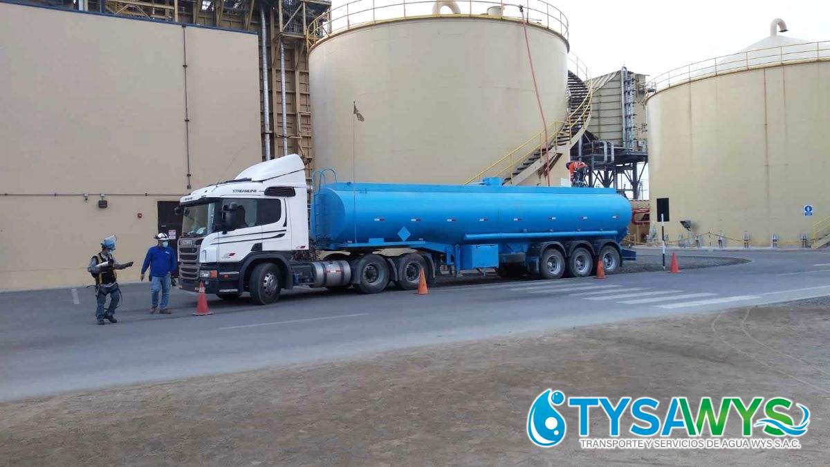 Camión Cisterna 24 Horas en Mi Perú: ¡Tu Solución de Agua Inmediata con Tysawys!