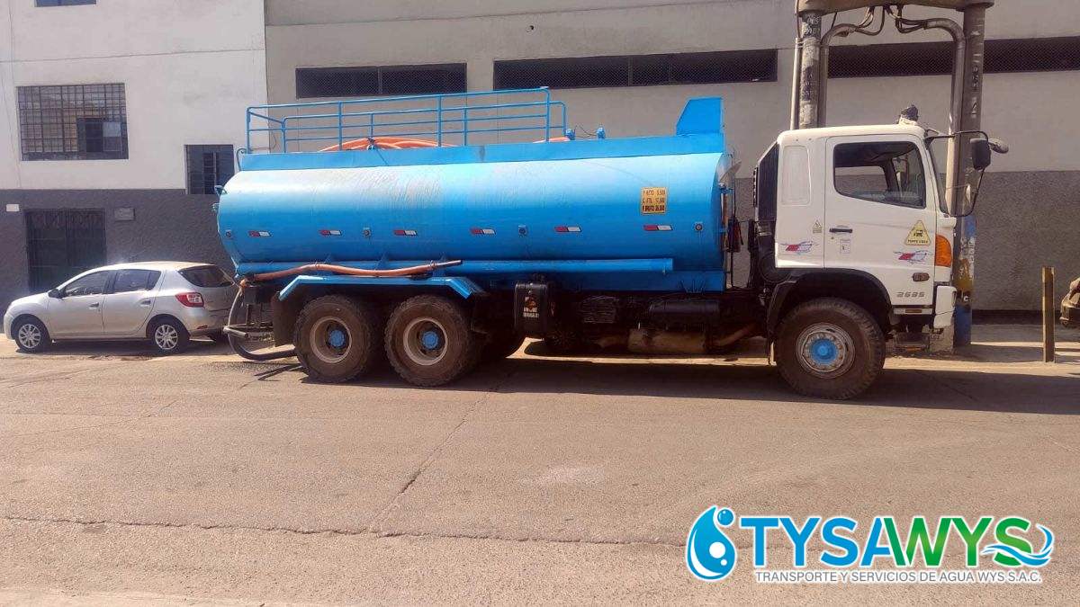 Transporte de Agua Potable en Ate | Suministro 24/7 Certificado DIGESA