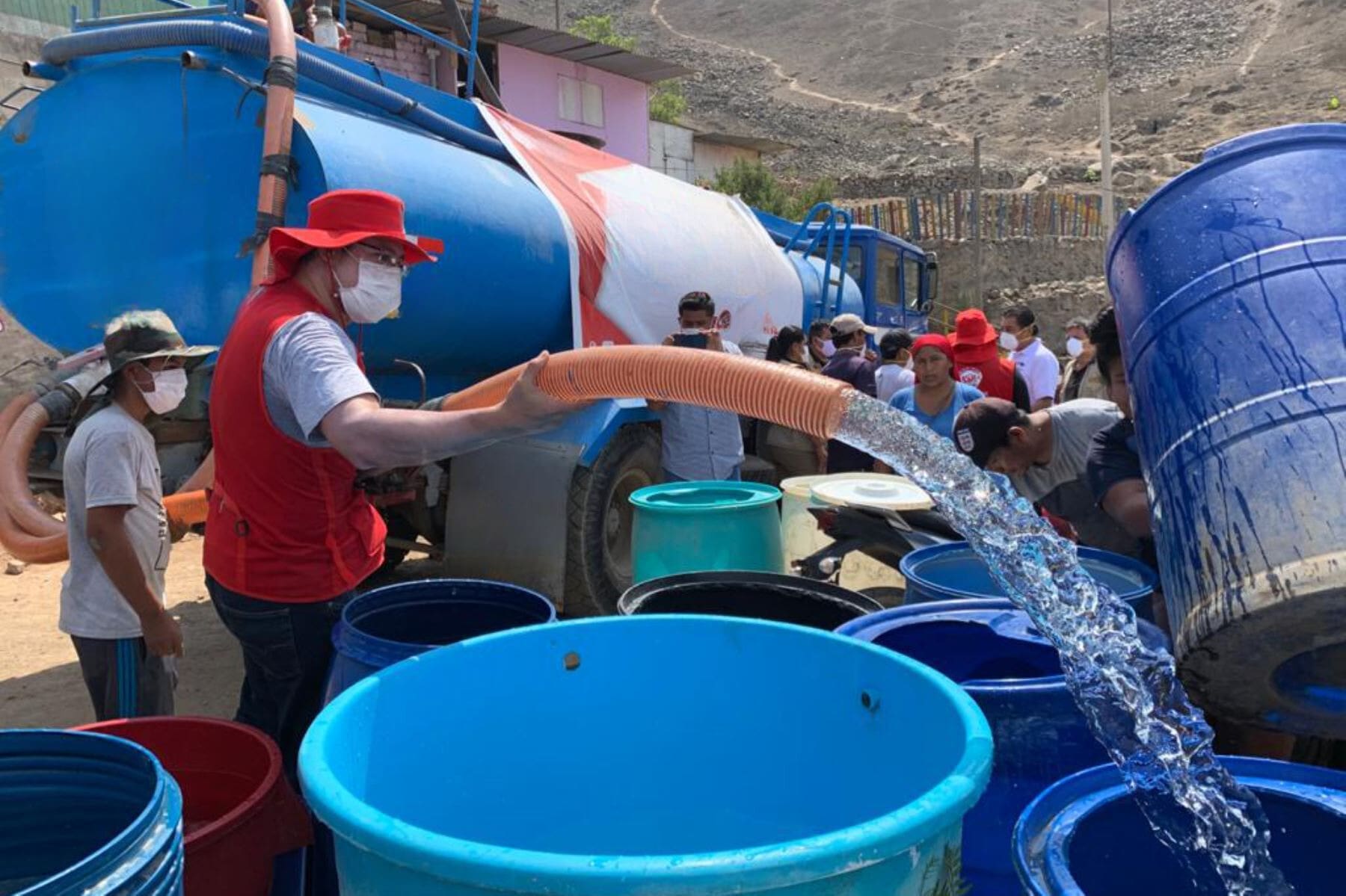 Cisterna de agua camión